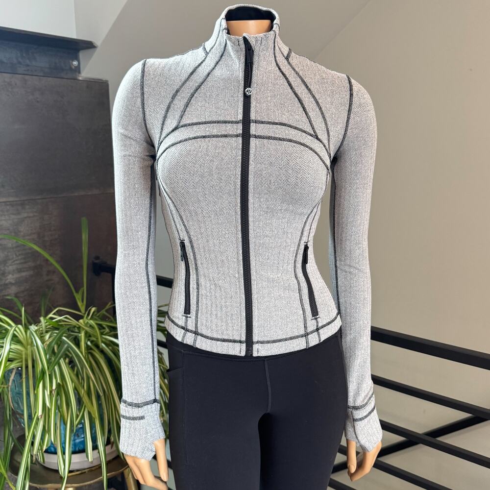Lululemon Define Jacket Heathered Herringbone Gray/Black Size 4, Style LW3JPMS